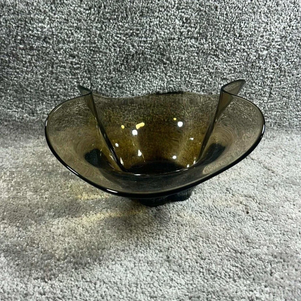 Smoky Brown Handkerchief Art Glass Bowl Ruffled‎ Rim Decorative